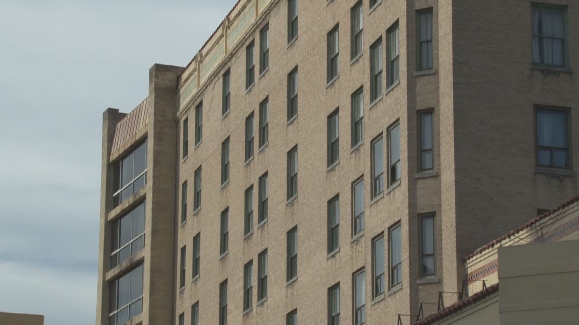 Arlington hotel could close unless repairs are made