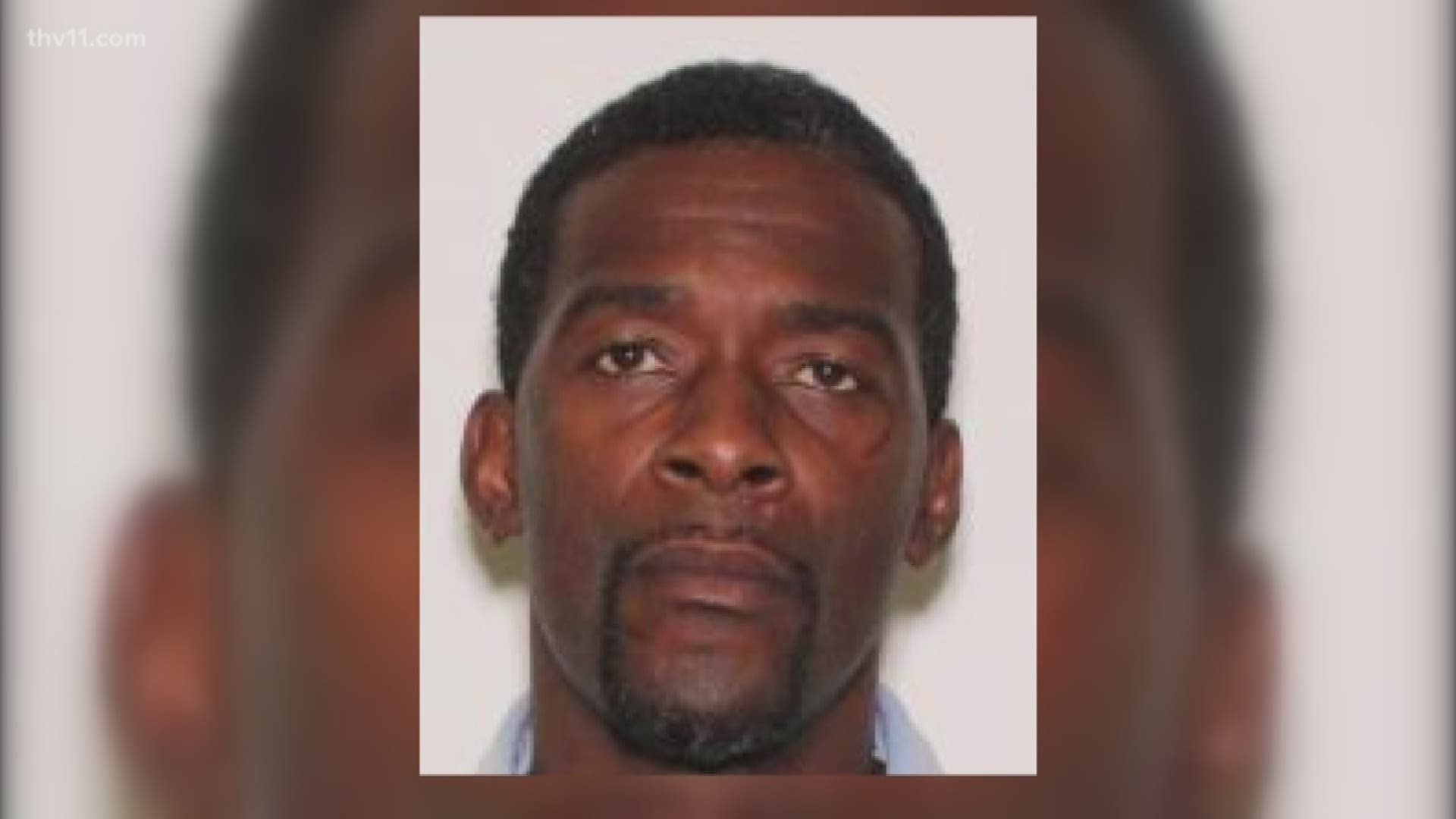 Hot Springs police are asking for the public's help in finding a man suspected of shooting and killing another man.
