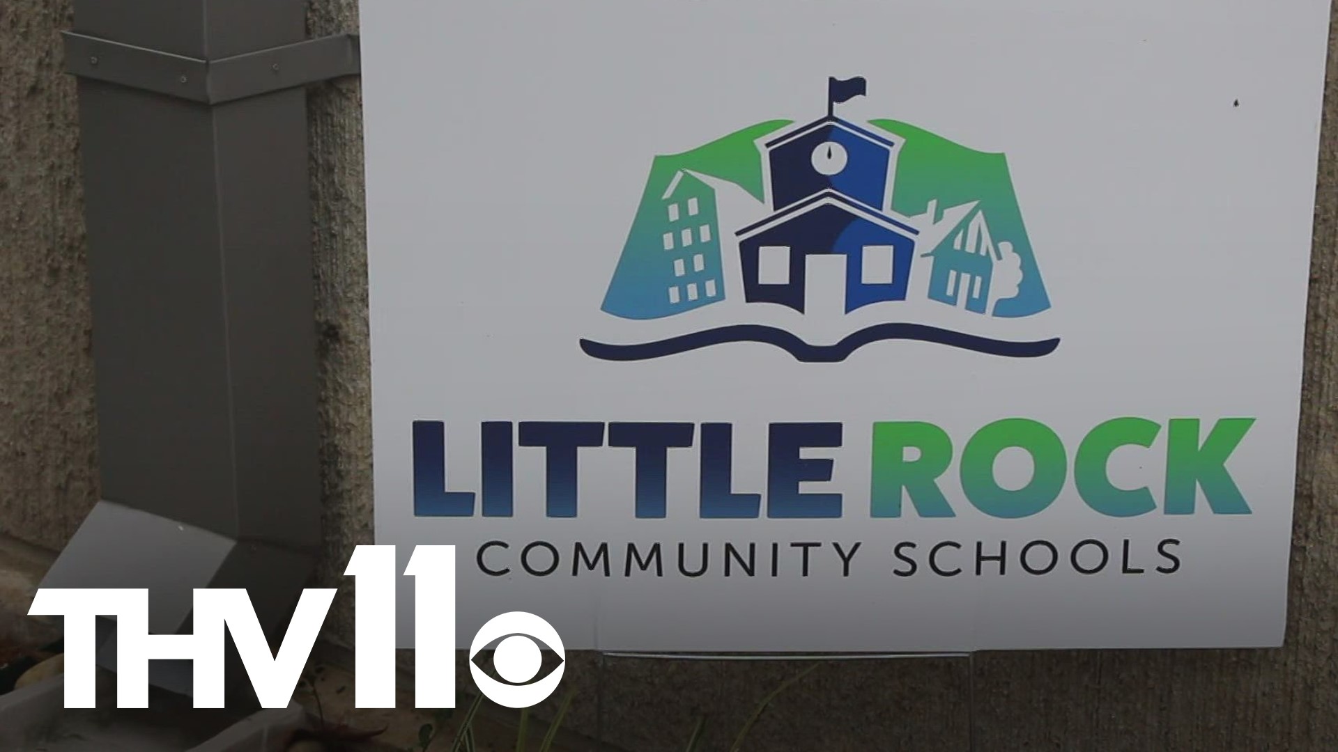 Mayor Frank Scott announced Monday night the expansion of community schools in the Little Rock School District in the near future.