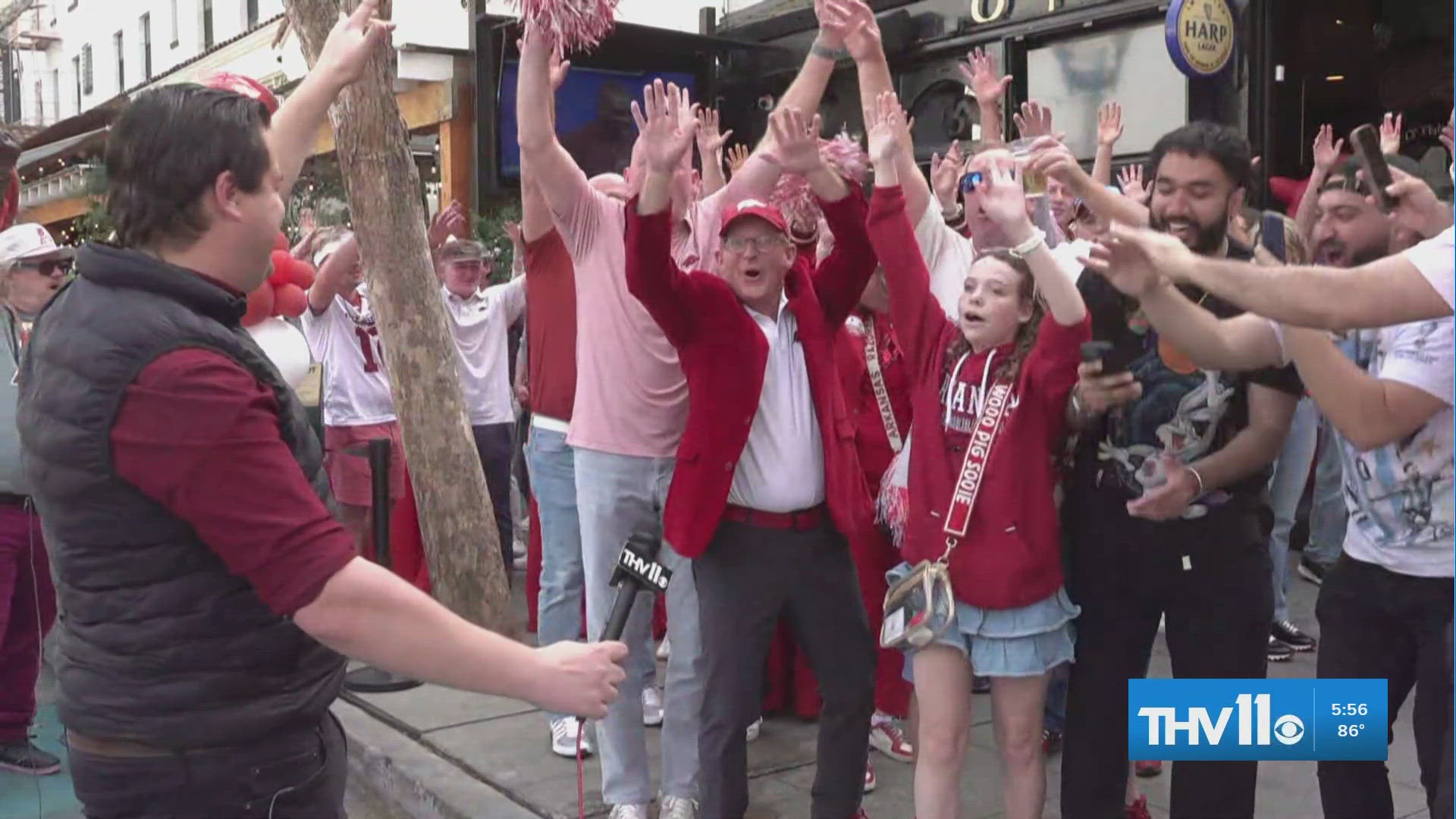 Razorback fans call the Hogs ahead of Sweet 16 in San Jose | thv11.com