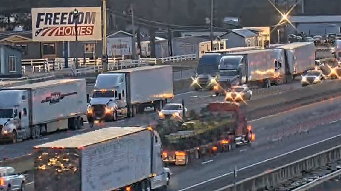 Eighteen-wheeler accident on I-30 caused big traffic backup | thv11.com