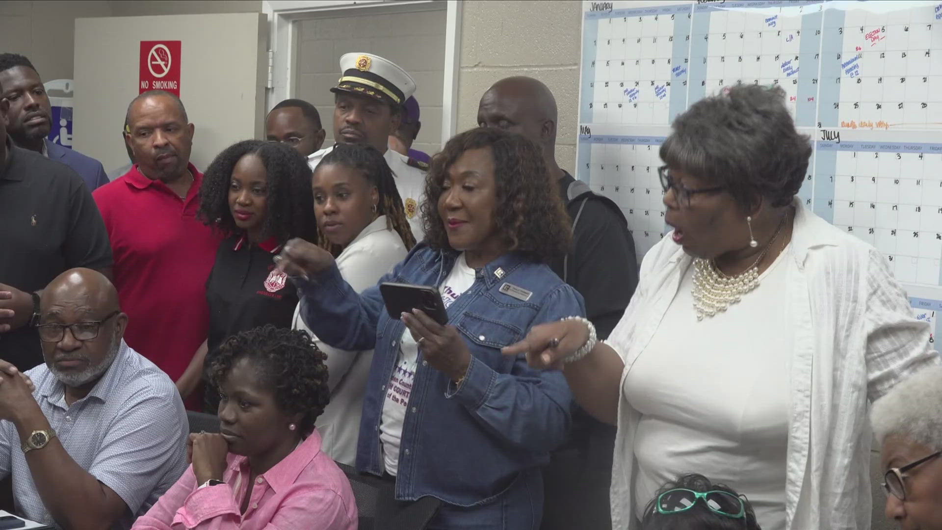 West Memphis voters facing struggles for early voting poll locations.