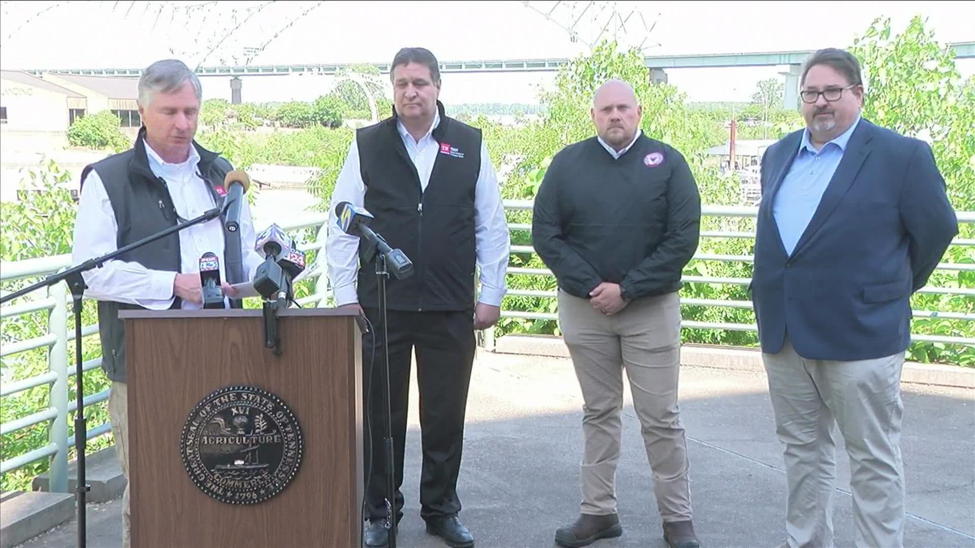 The Tennessee Department of Transportation is holding a news conference to discuss repairs to I-40 Hernando de Soto bridge in Memphis.