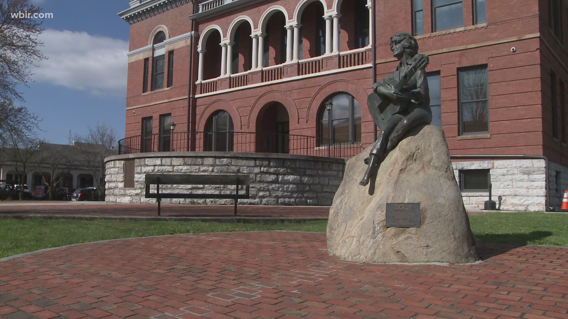 New Bill Proposed For Installation Of Dolly Parton Statue At Tennessee Capitol Grounds Thv11 Com