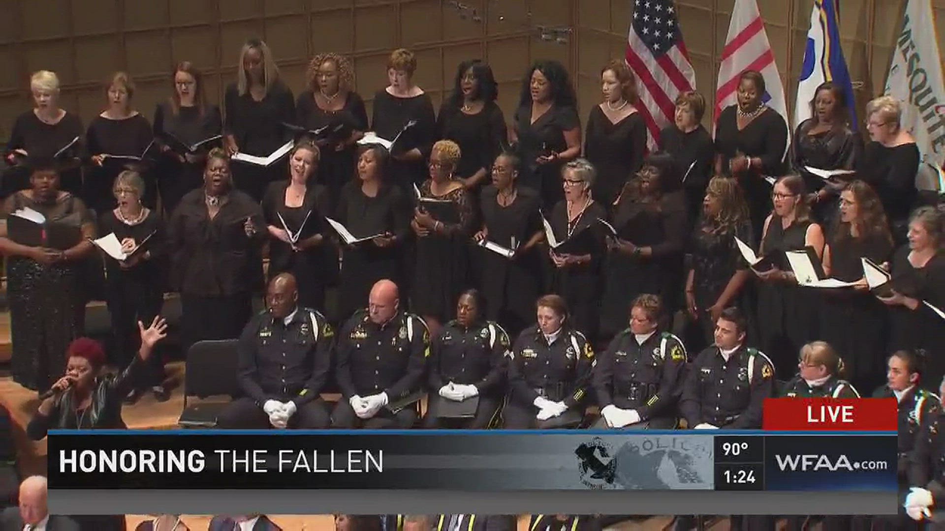Honoring the Fallen: Choir performs