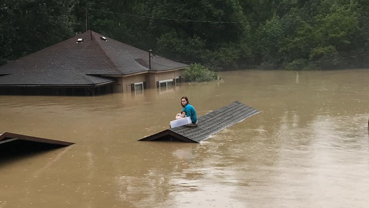 Young girl, dog safe after being stranded on roof for hours during Kentucky flood