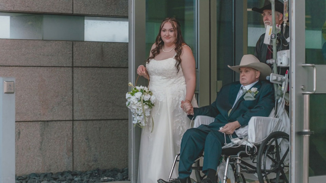 'He's always been my hero': Ohio bride gets married on hospital rooftop so her ailing dad could be there