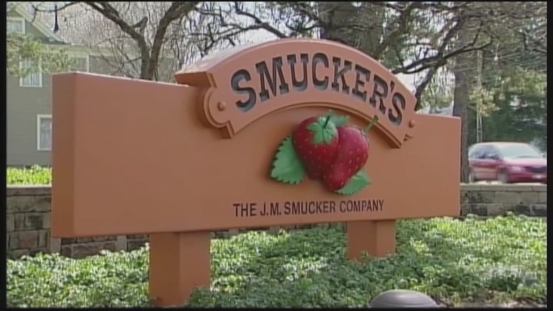 Smucker will pay $34.25 per stock share and also pick up Hostess' roughly $900 million of net debt.